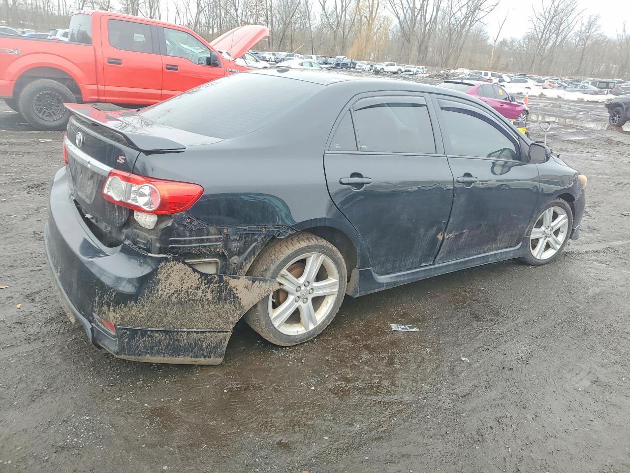 2013 TOYOTA COROLLA
