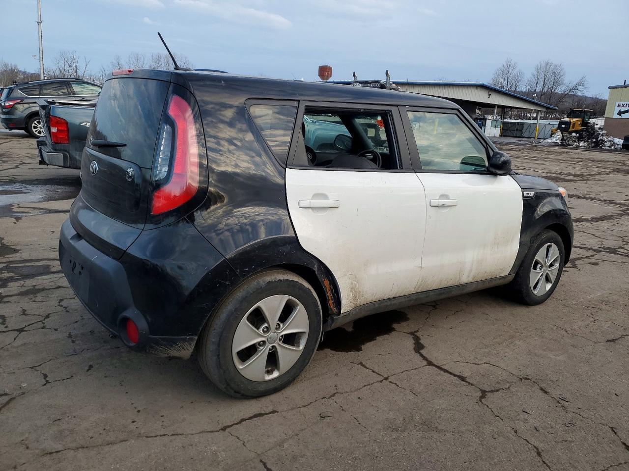 2016 KIA SOUL