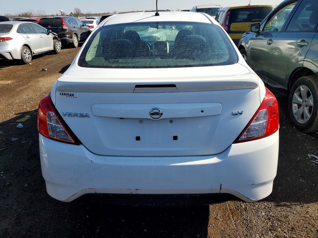 2019 NISSAN VERSA