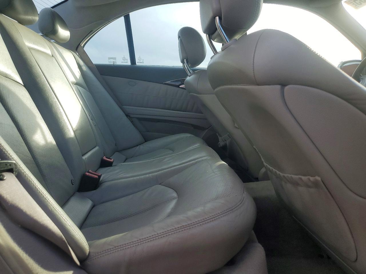 2004 MERCEDES-BENZ E-Class