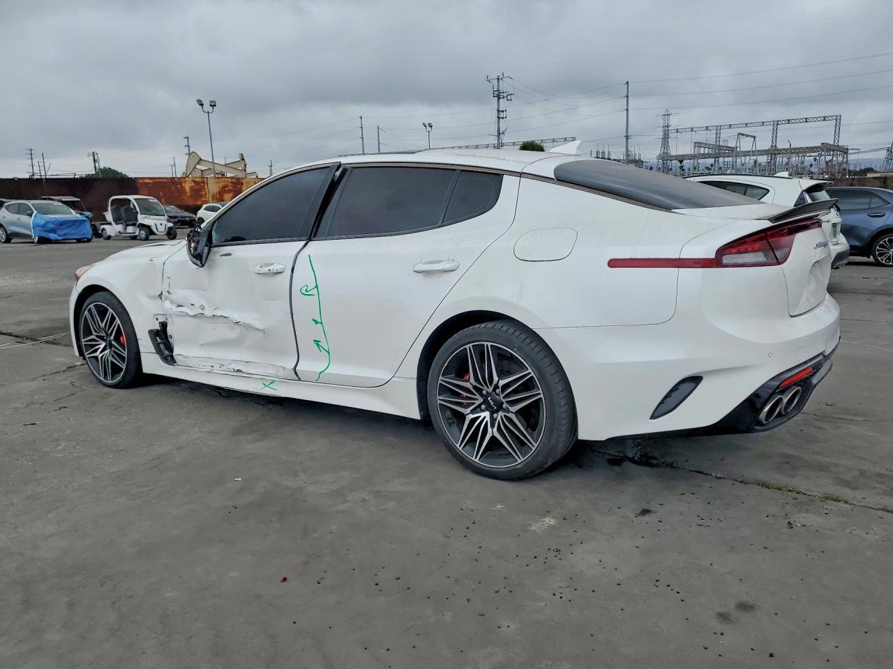 2022 KIA Stinger