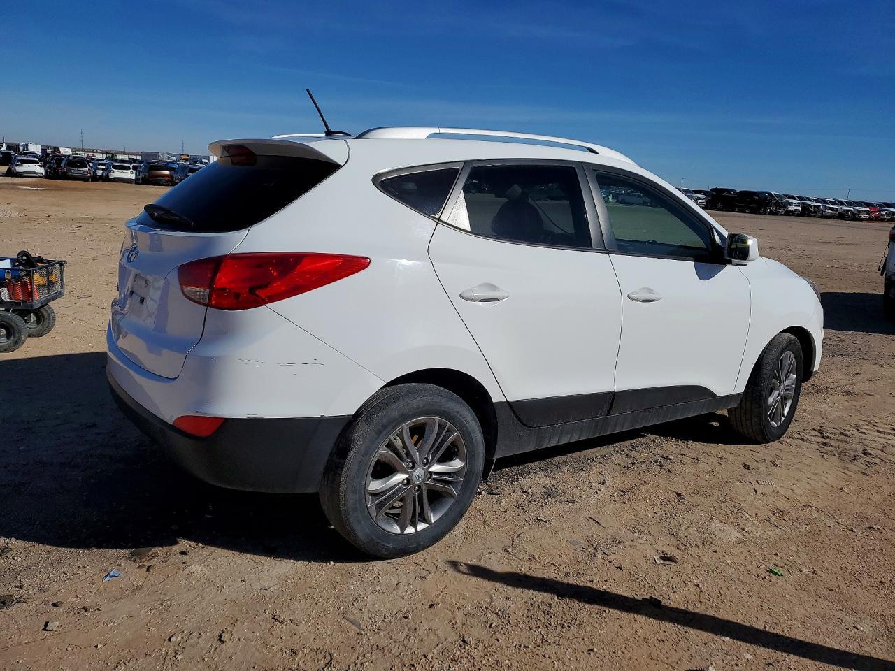 2015 HYUNDAI TUCSON