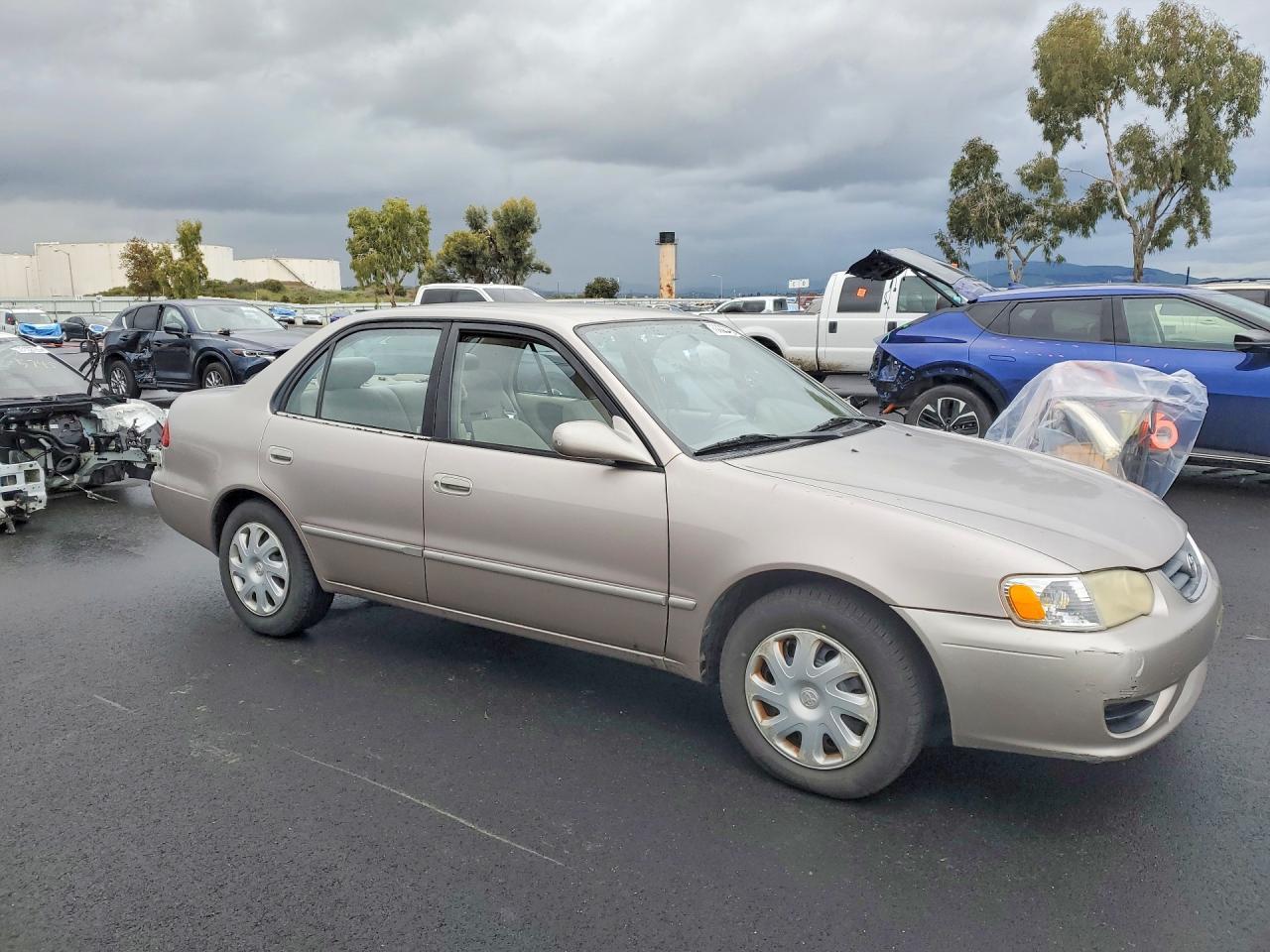 2001 TOYOTA COROLLA