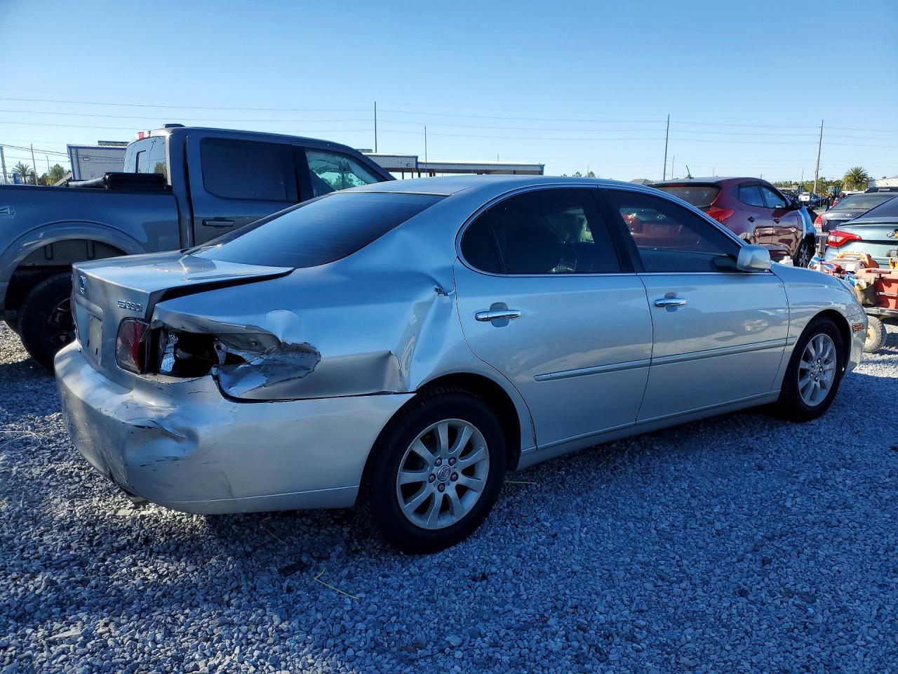 2004 LEXUS ES 330