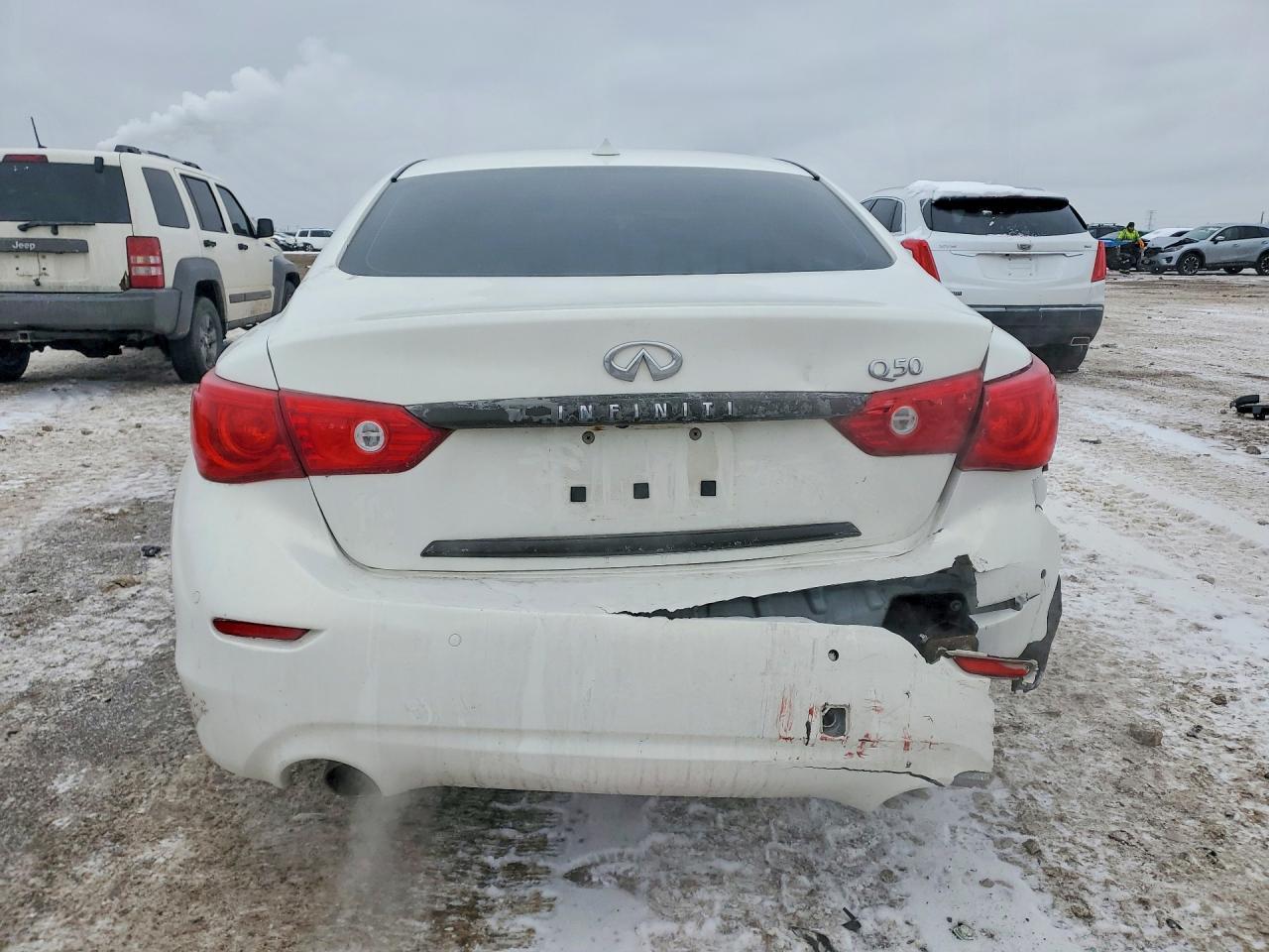 2015 INFINITI Q50