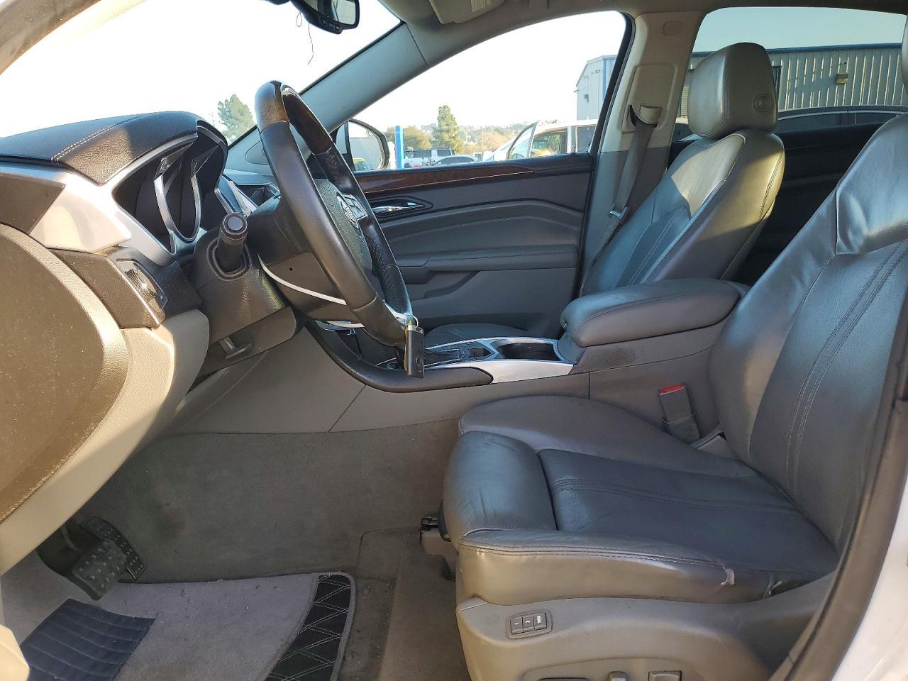 2011 CADILLAC SRX