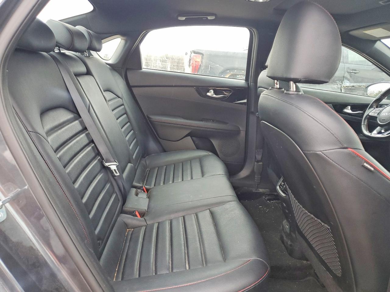 2023 KIA FORTE