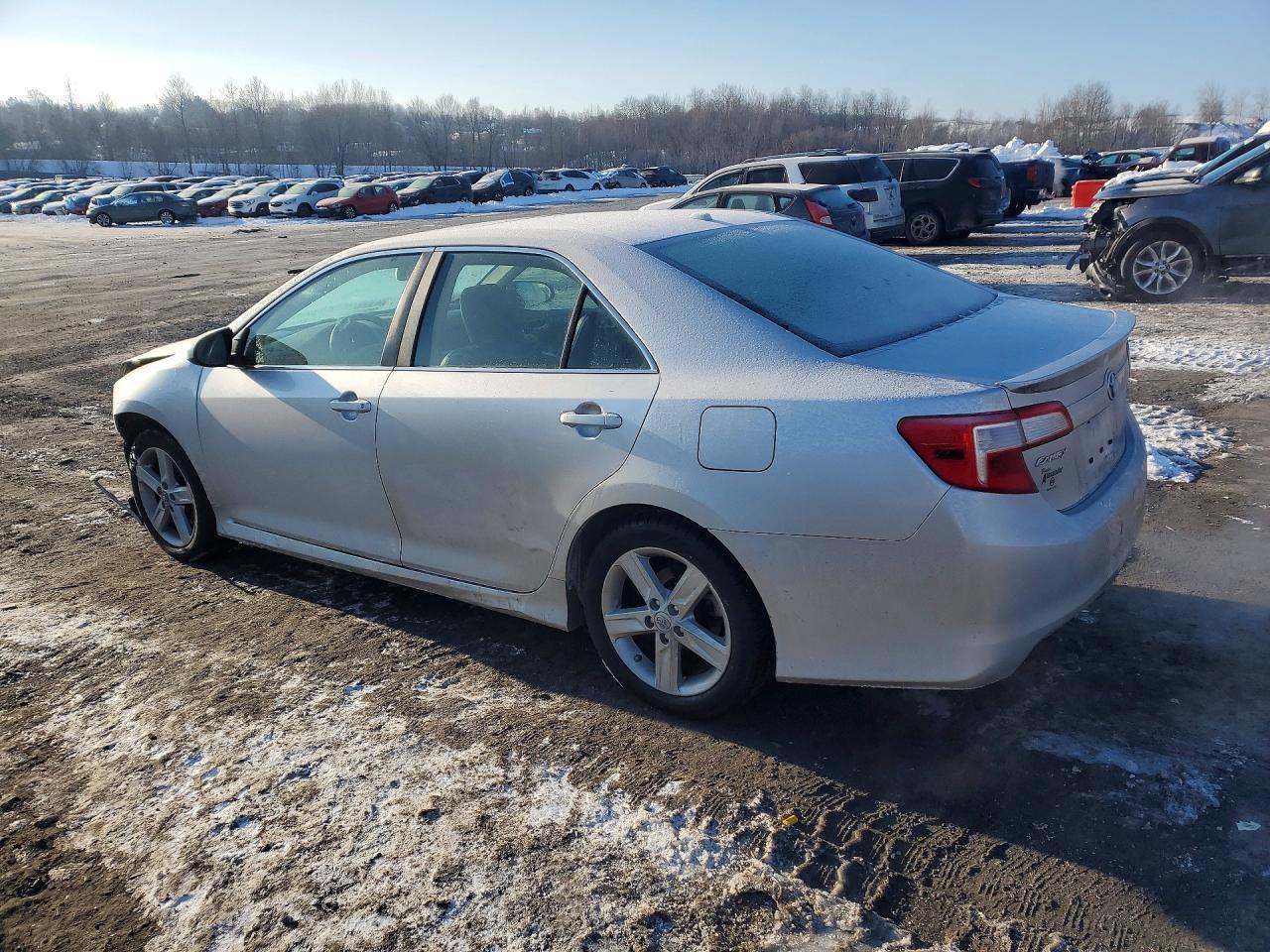 2013 TOYOTA CAMRY