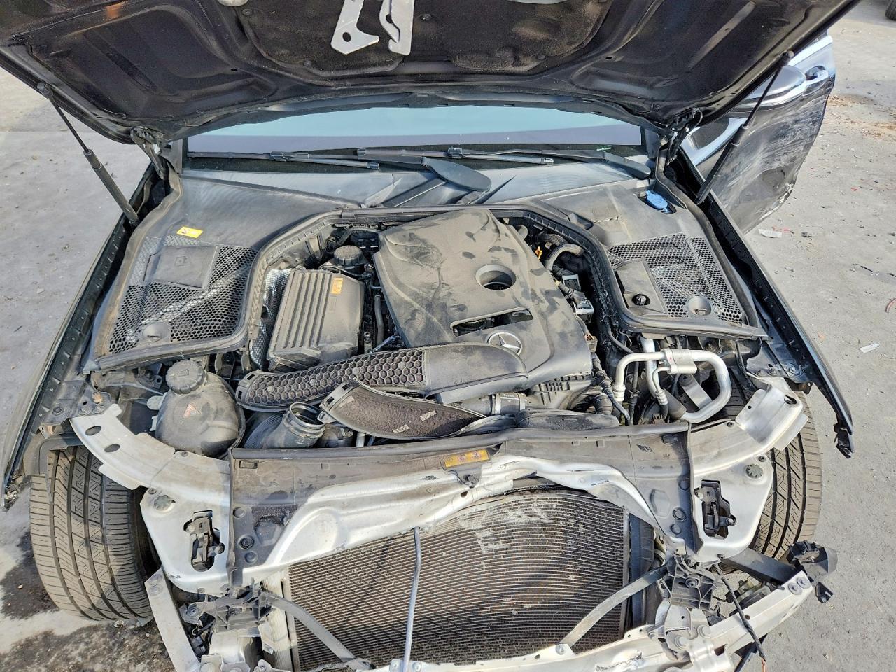 2016 MERCEDES-BENZ C-CLASS