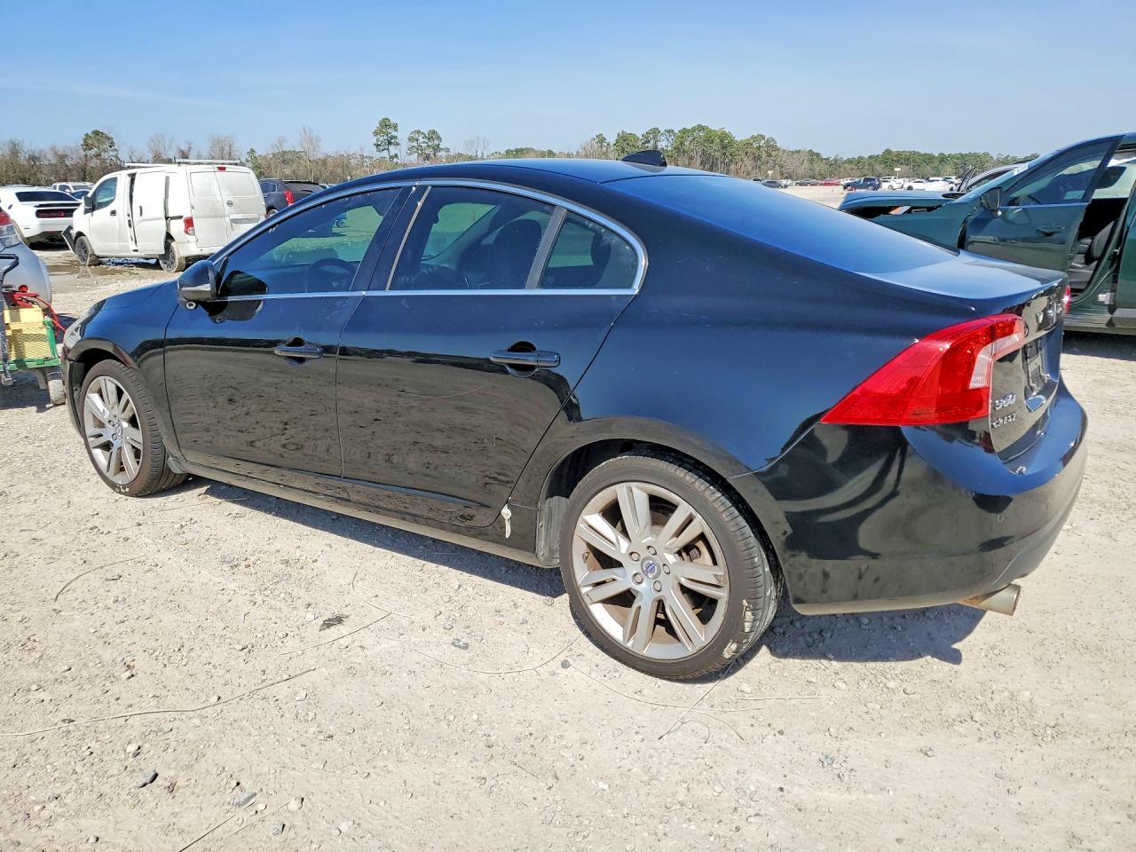 2013 VOLVO S60