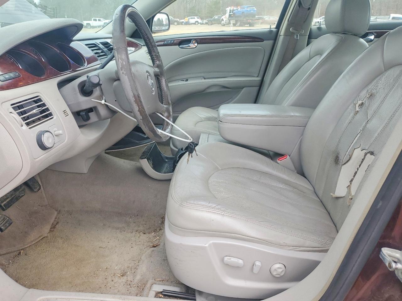 2006 BUICK Lucerne