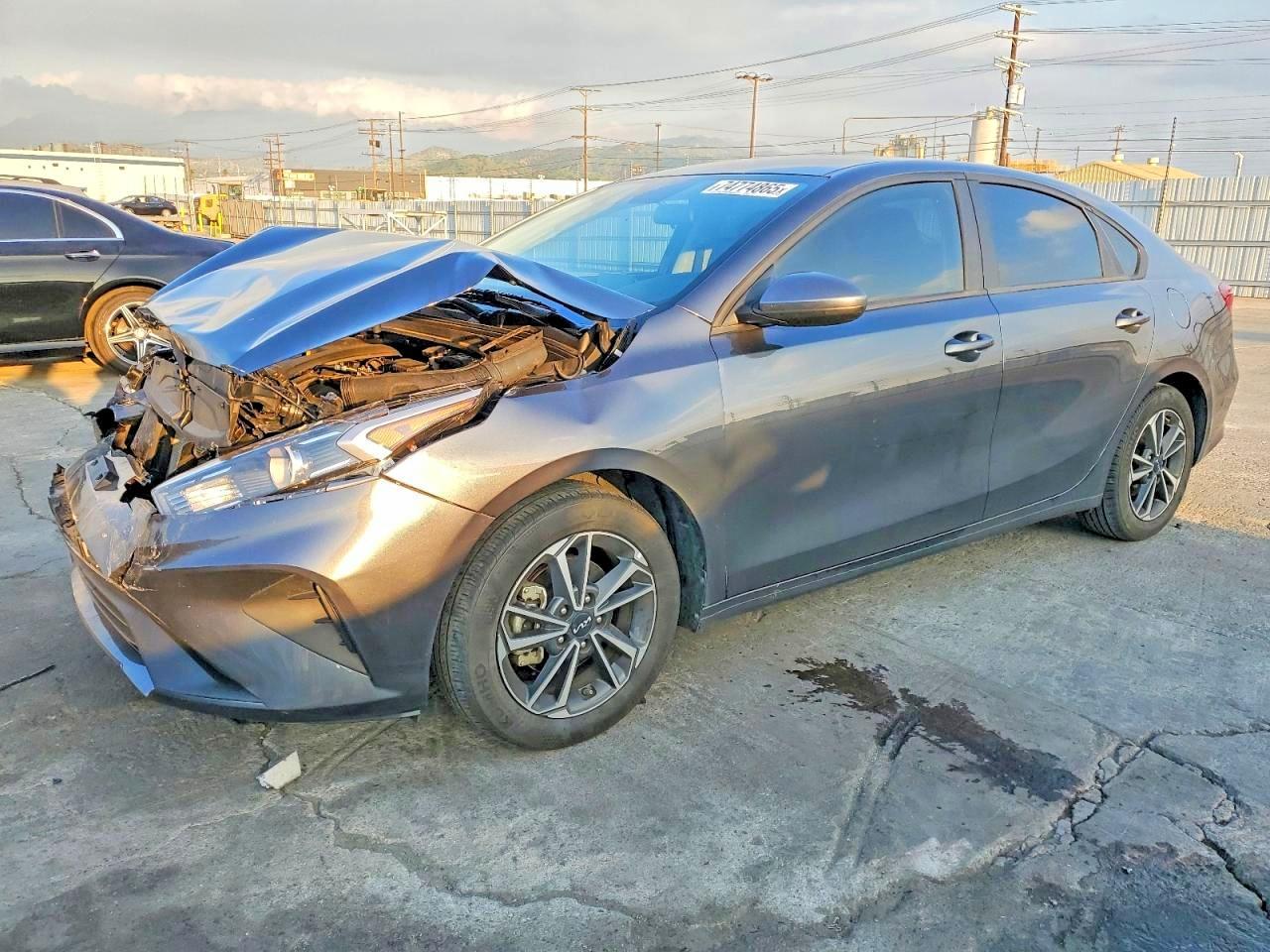 2023 KIA FORTE