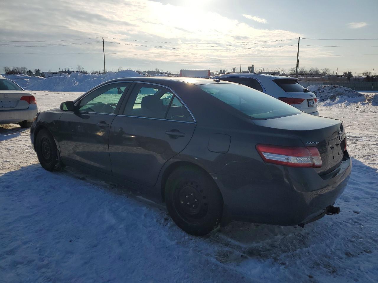 2010 TOYOTA CAMRY