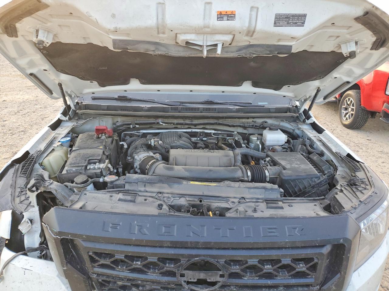 2024 NISSAN Frontier