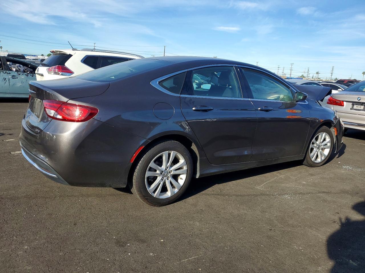 2015 CHRYSLER 200