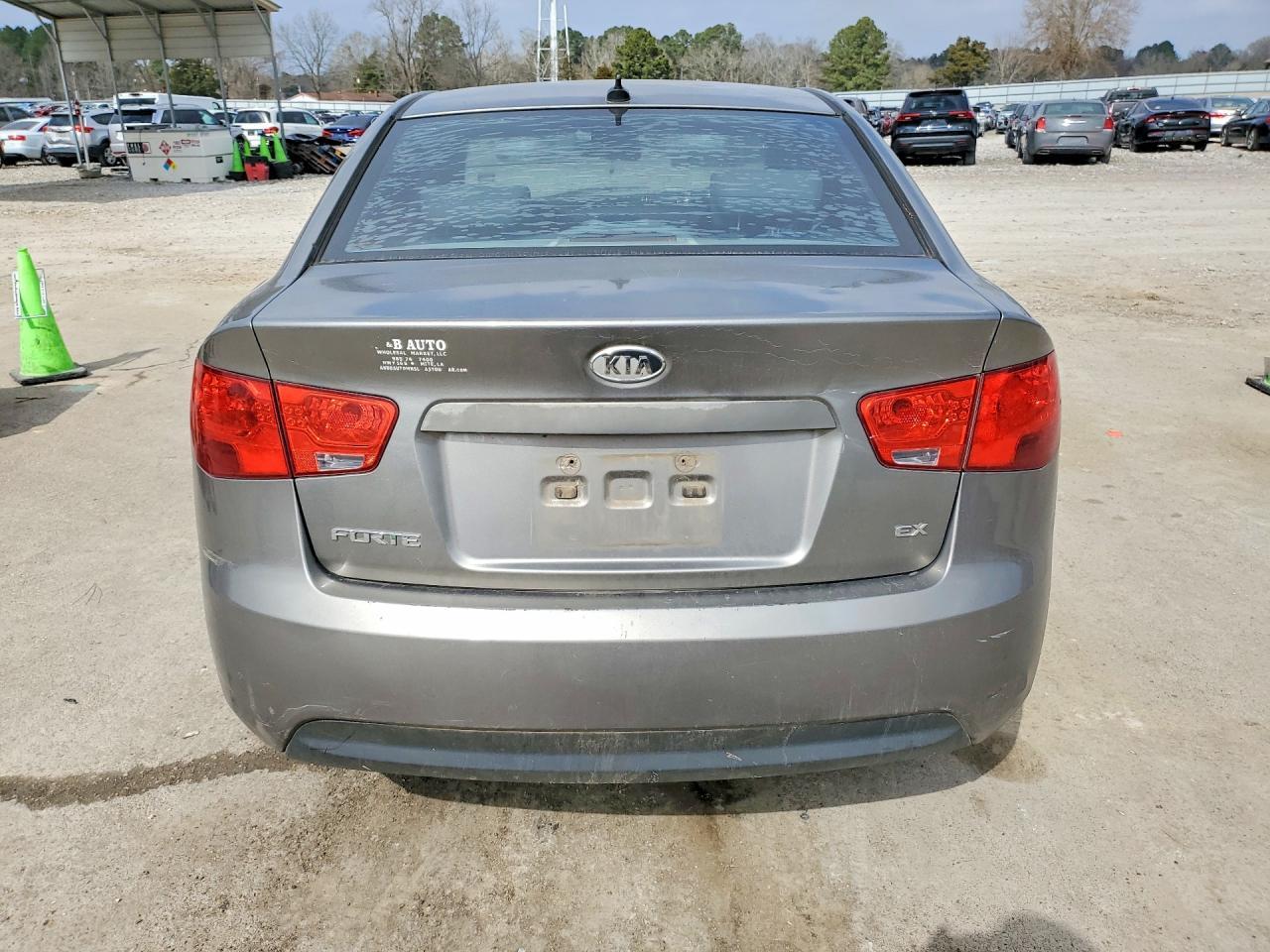 2010 KIA FORTE