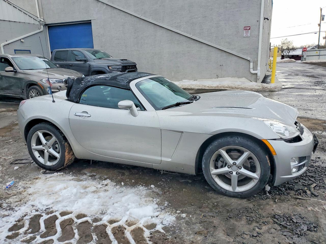 2007 SATURN Sky