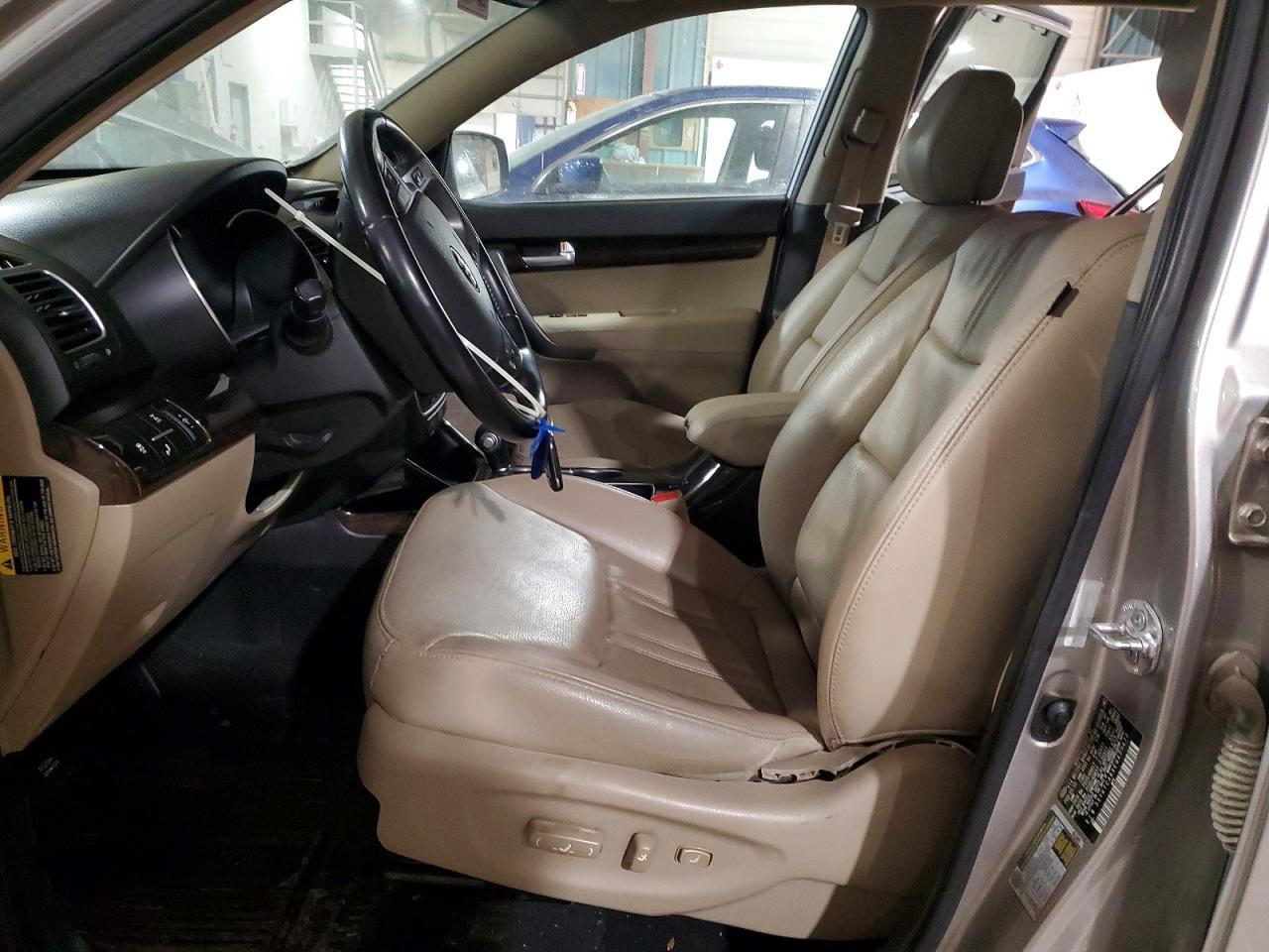 2014 KIA SORENTO