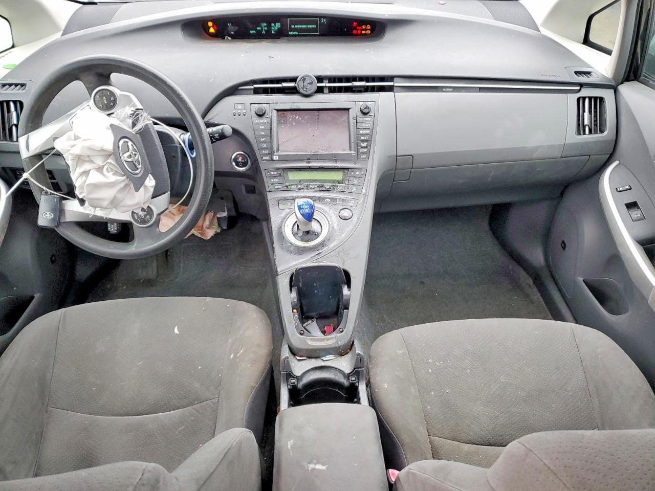 2011 TOYOTA PRIUS