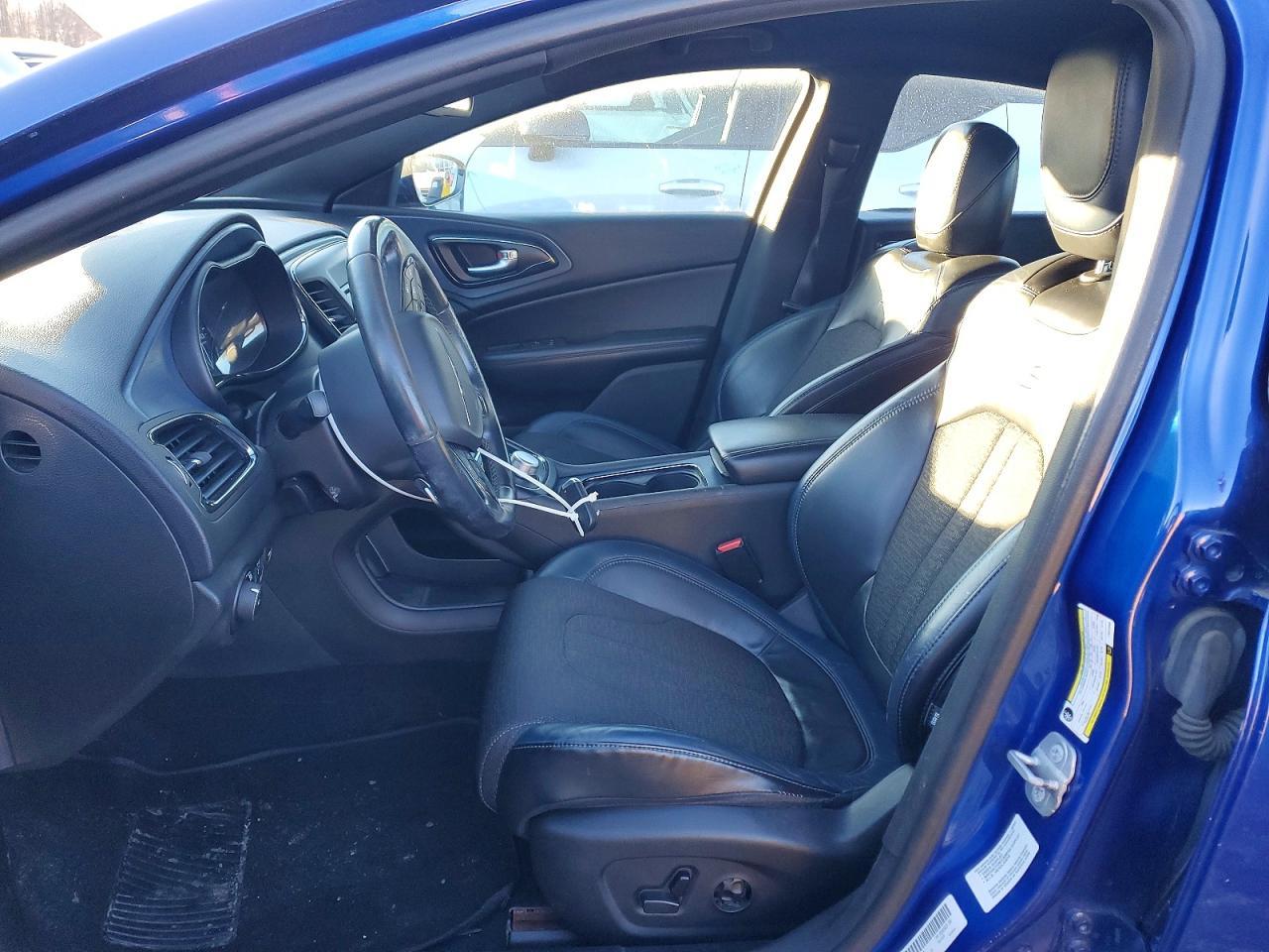 2015 CHRYSLER 200