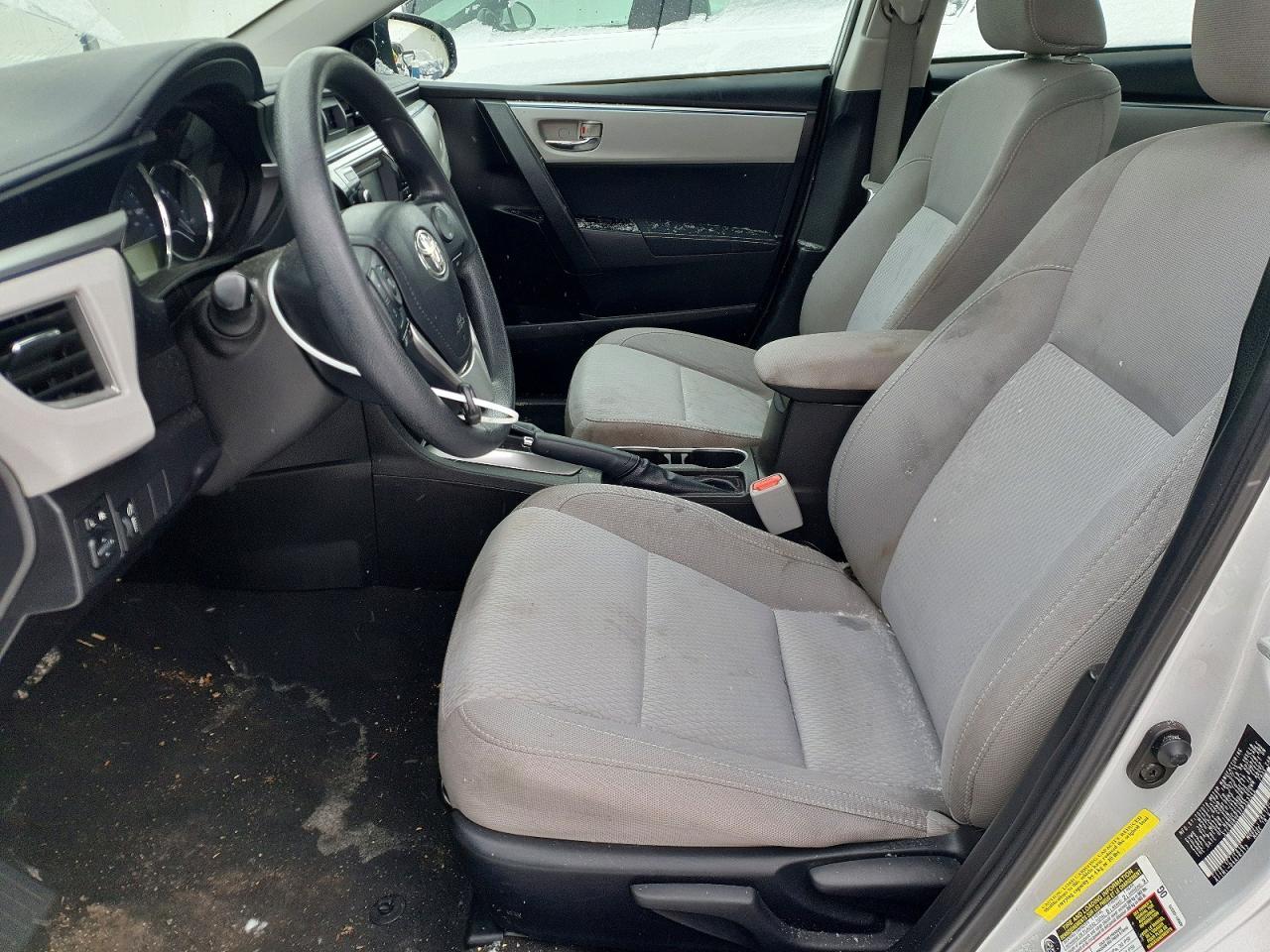 2015 TOYOTA COROLLA