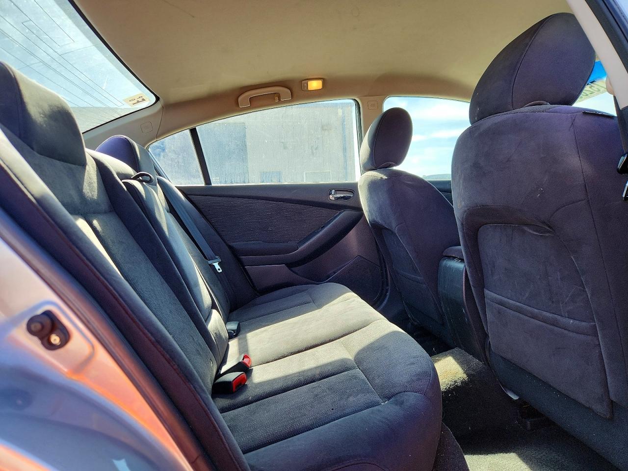 2010 NISSAN ALTIMA