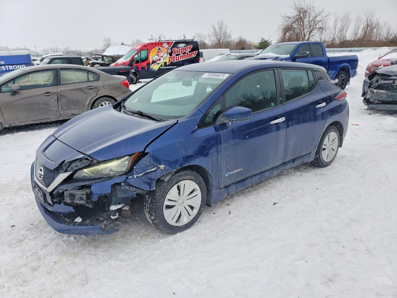 2018 NISSAN LEAF