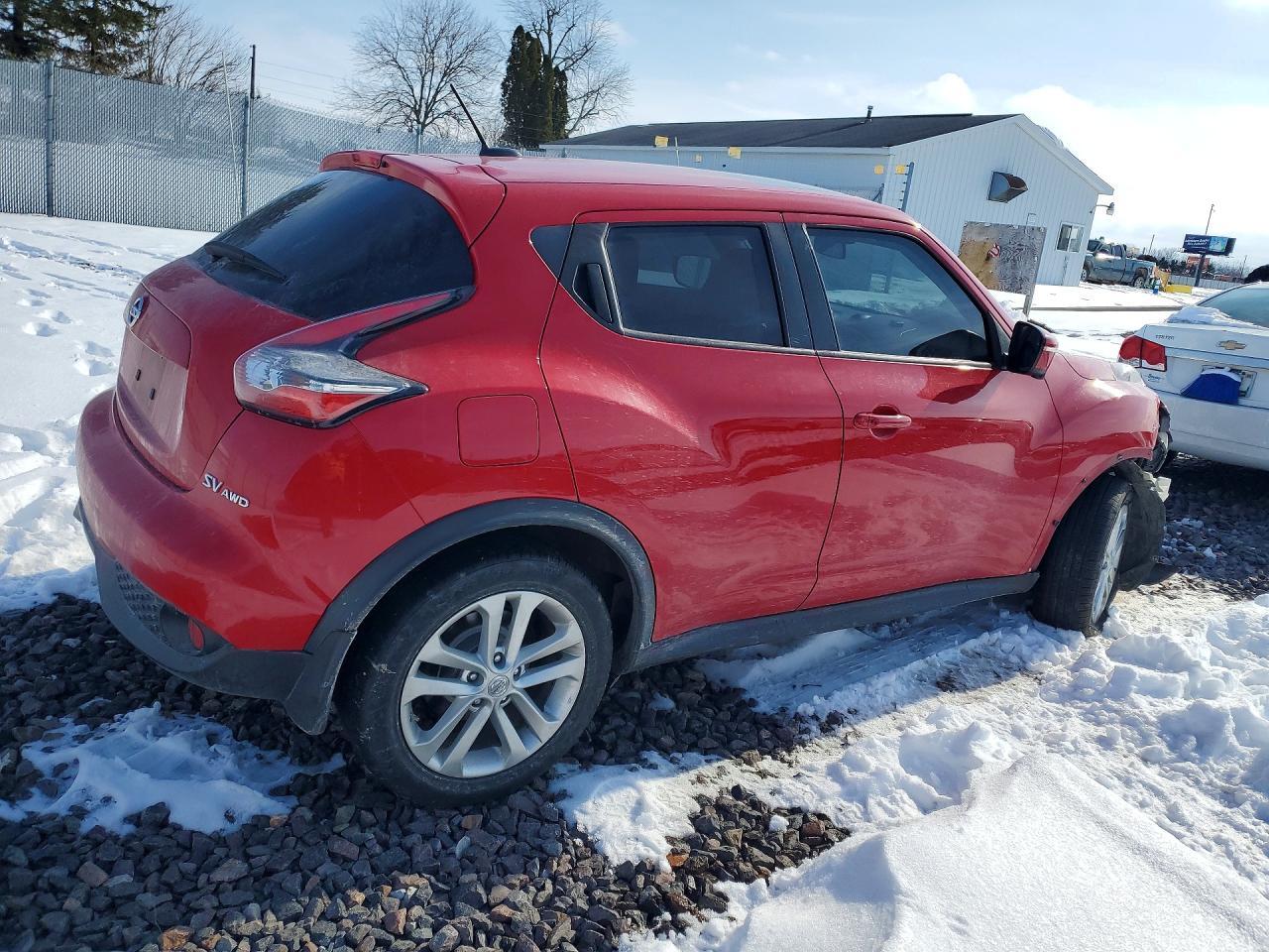 2015 NISSAN Juke