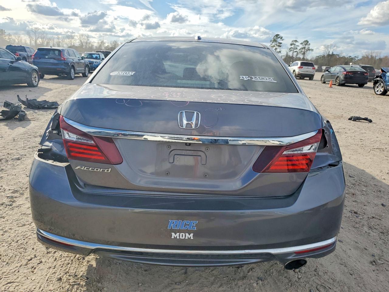 2017 HONDA ACCORD