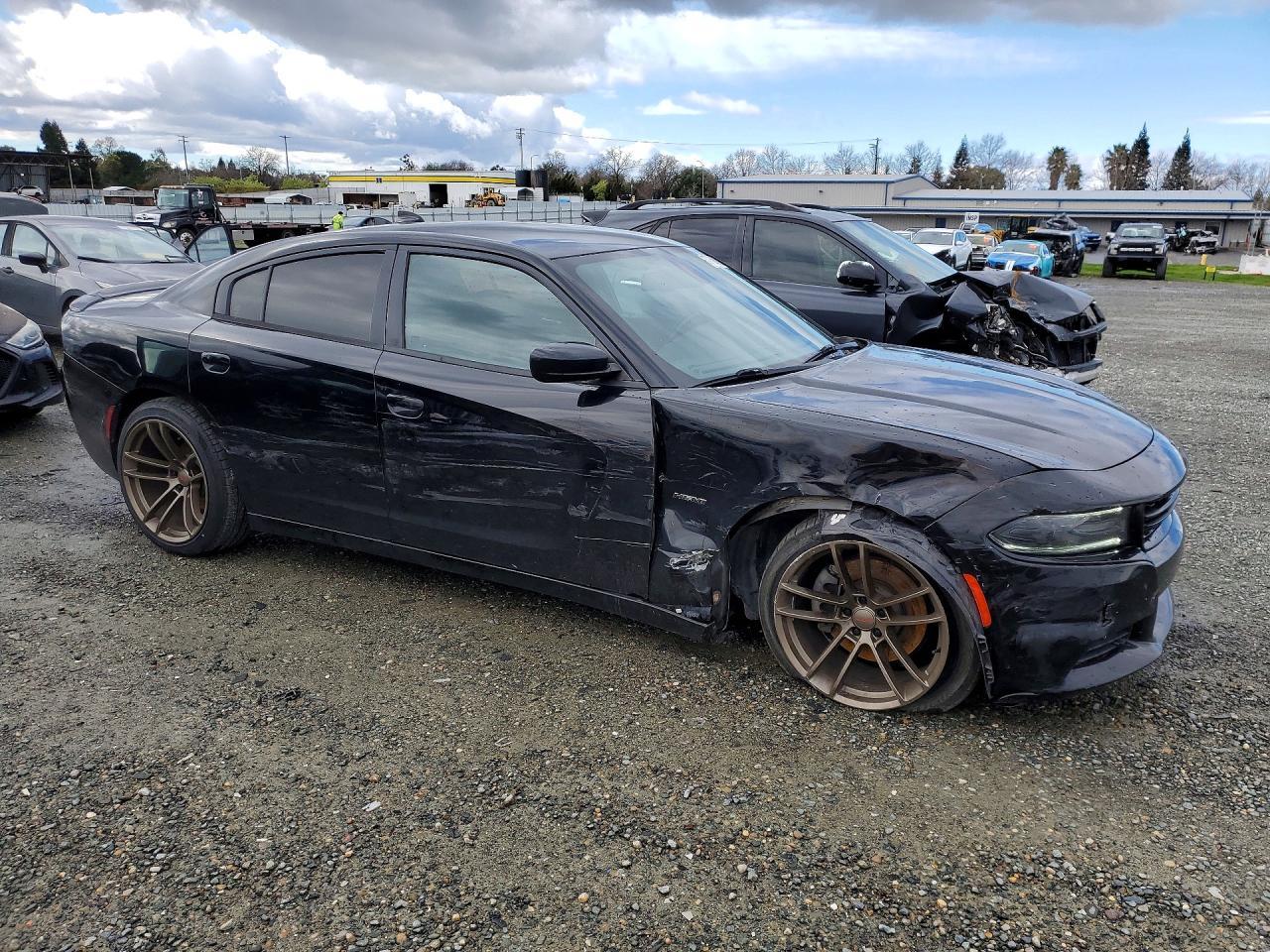 2015 DODGE CHARGER