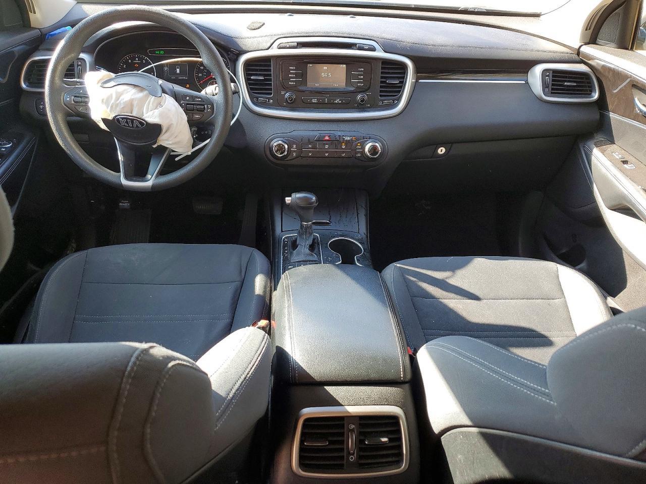 2016 KIA SORENTO