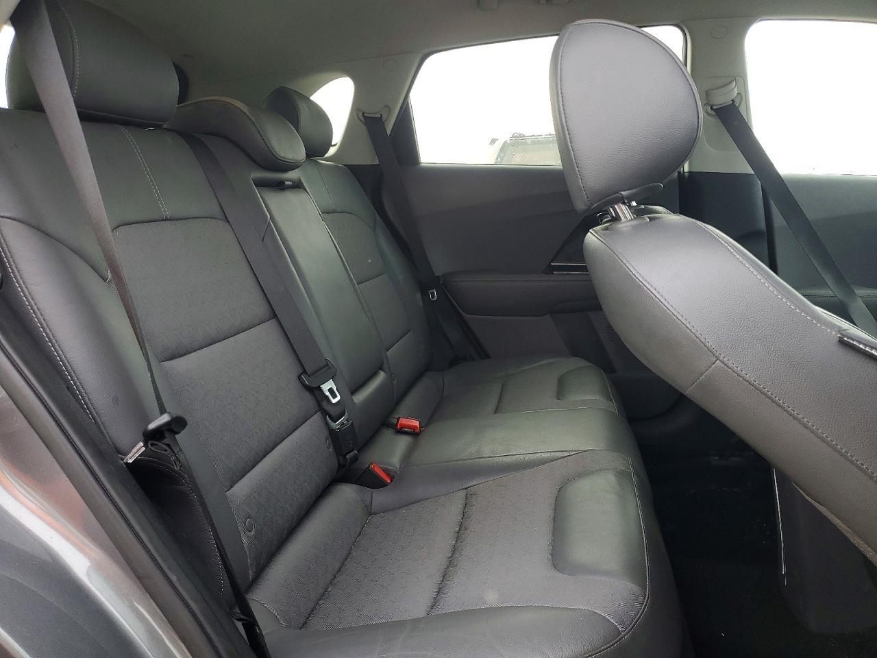 2017 KIA Niro