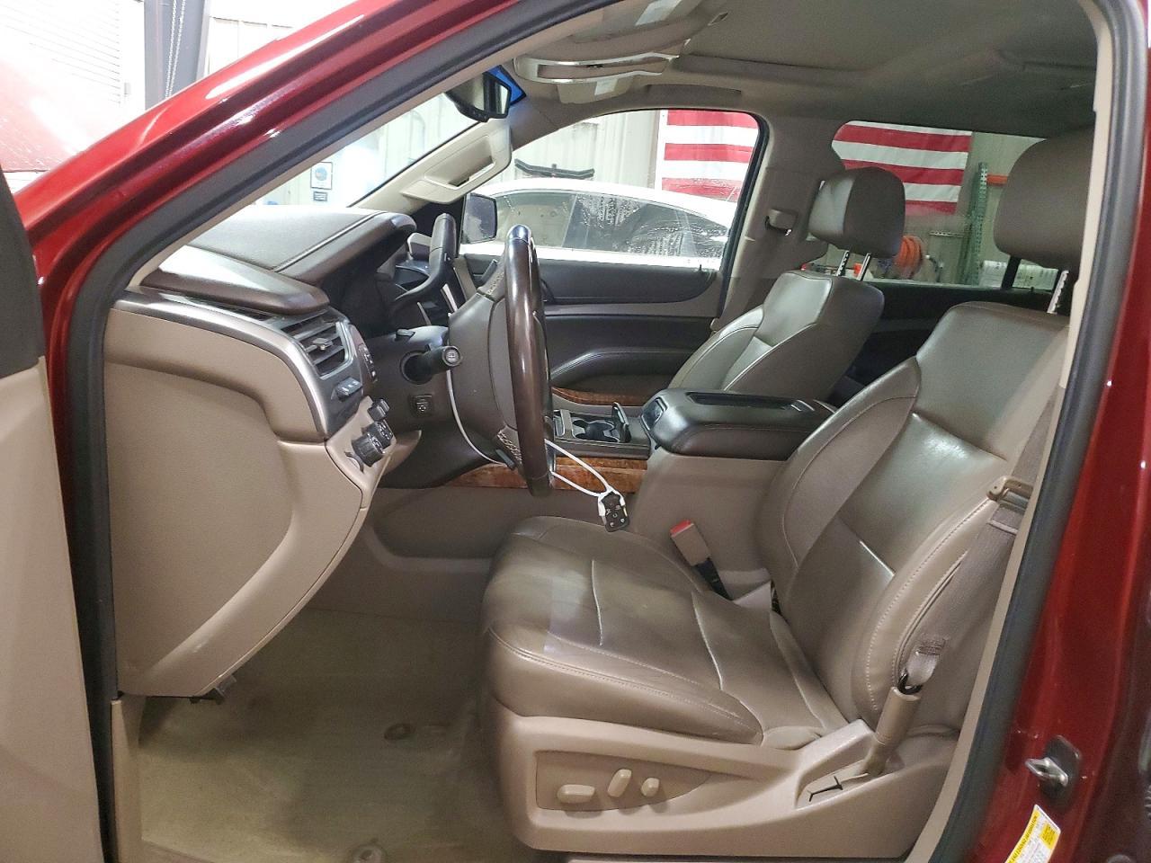 2016 CHEVROLET Suburban