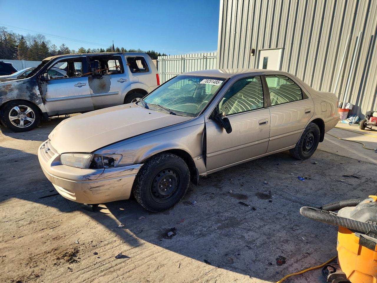 1998 TOYOTA CAMRY