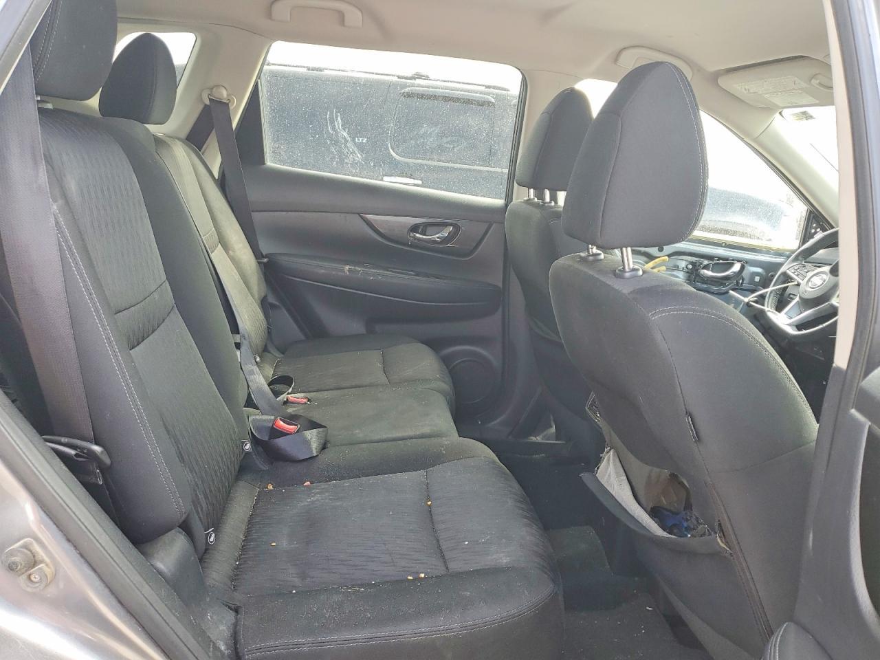 2017 NISSAN ROGUE