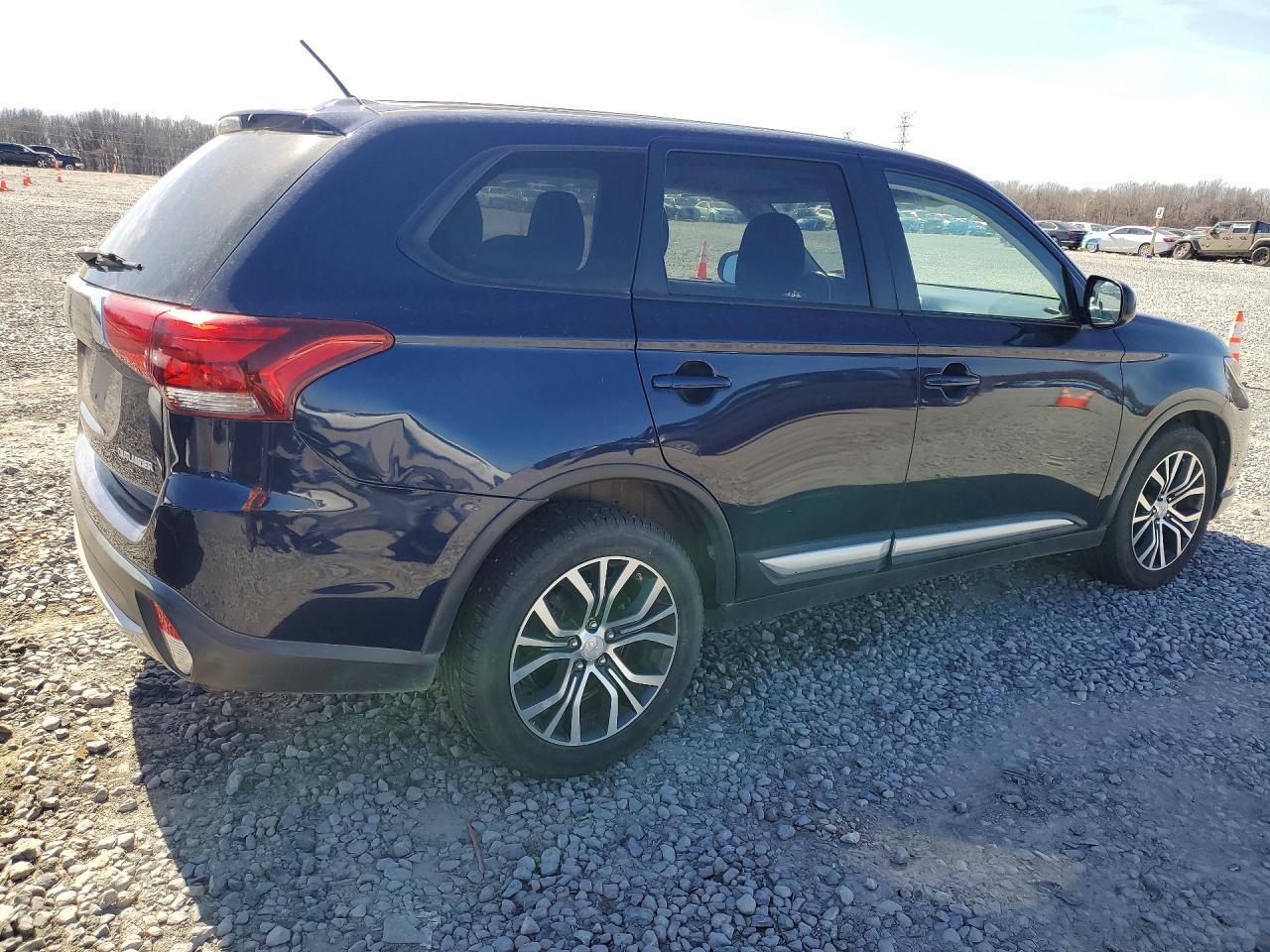 2016 MITSUBISHI outlander