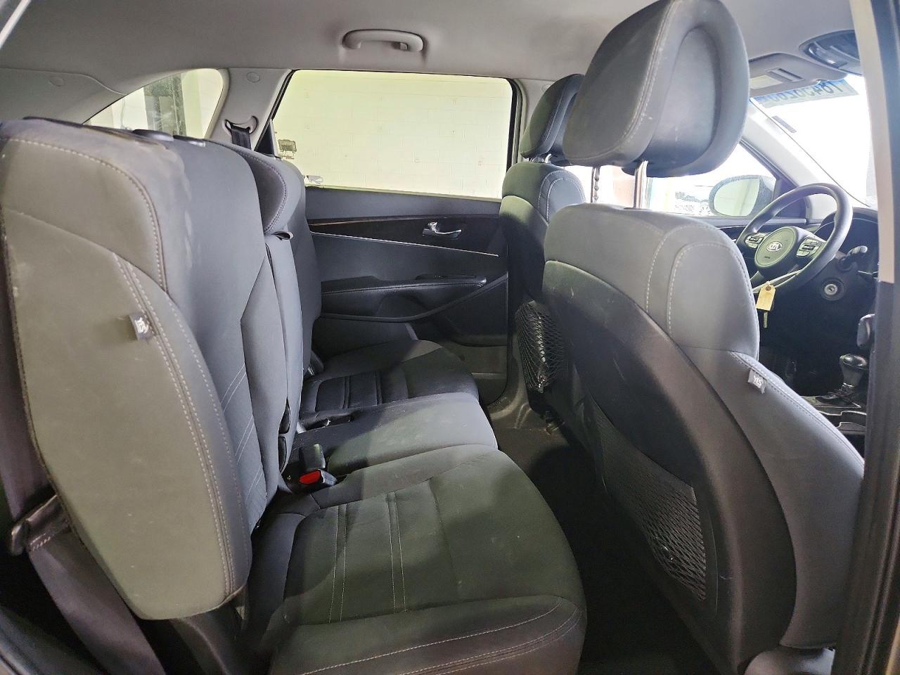 2016 KIA SORENTO