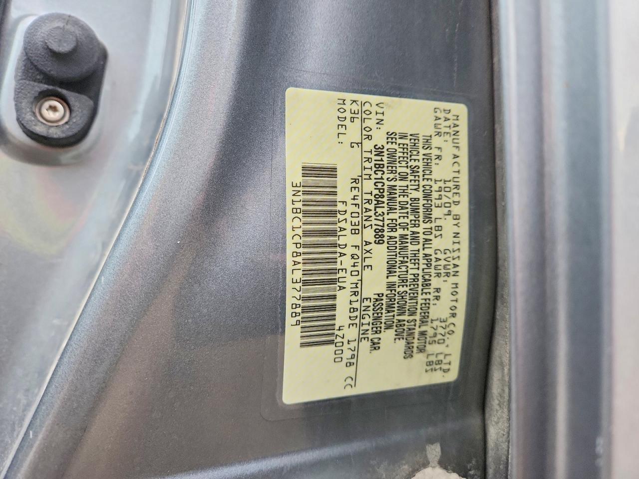 2010 NISSAN VERSA