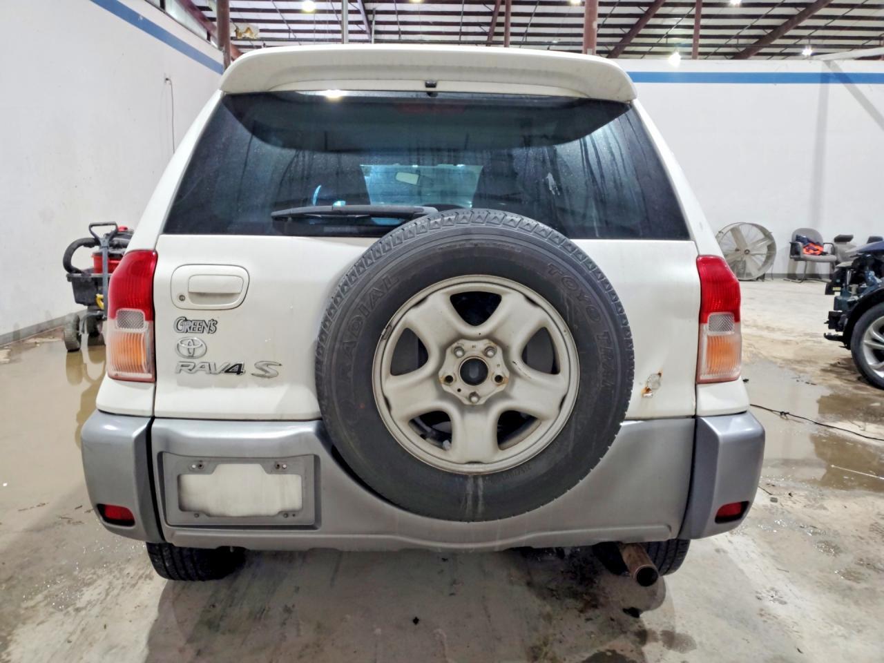 2003 TOYOTA RAV4