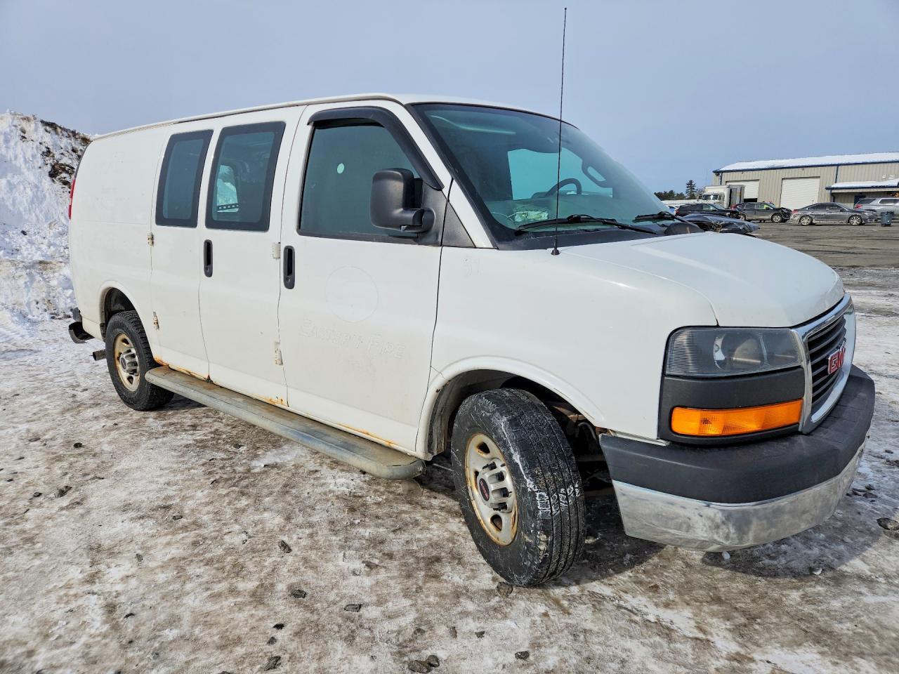 2016 GMC Savana
