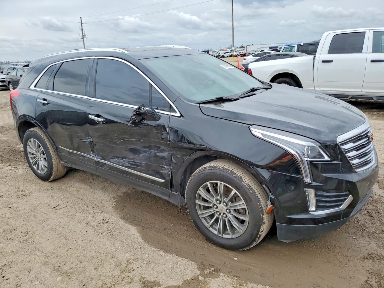 2018 CADILLAC XT5