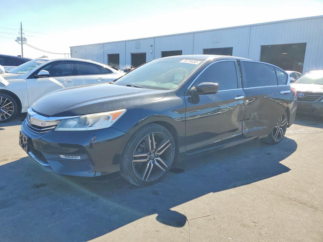 2017 HONDA ACCORD