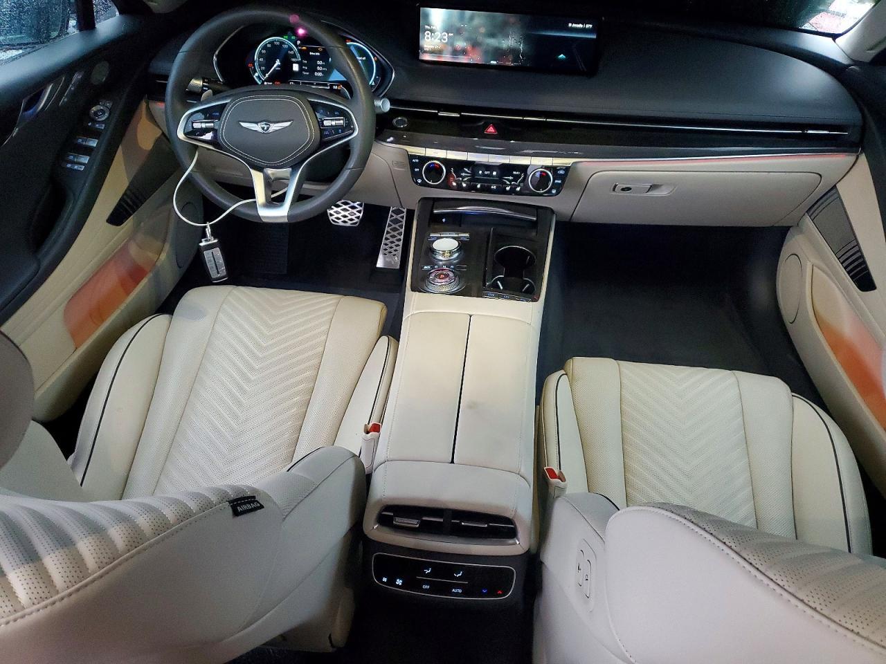 2023 GENESIS G80