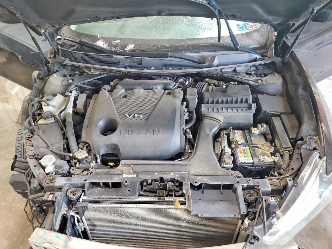 2016 NISSAN Maxima
