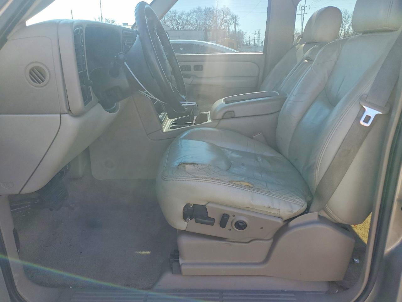 2003 CHEVROLET Suburban