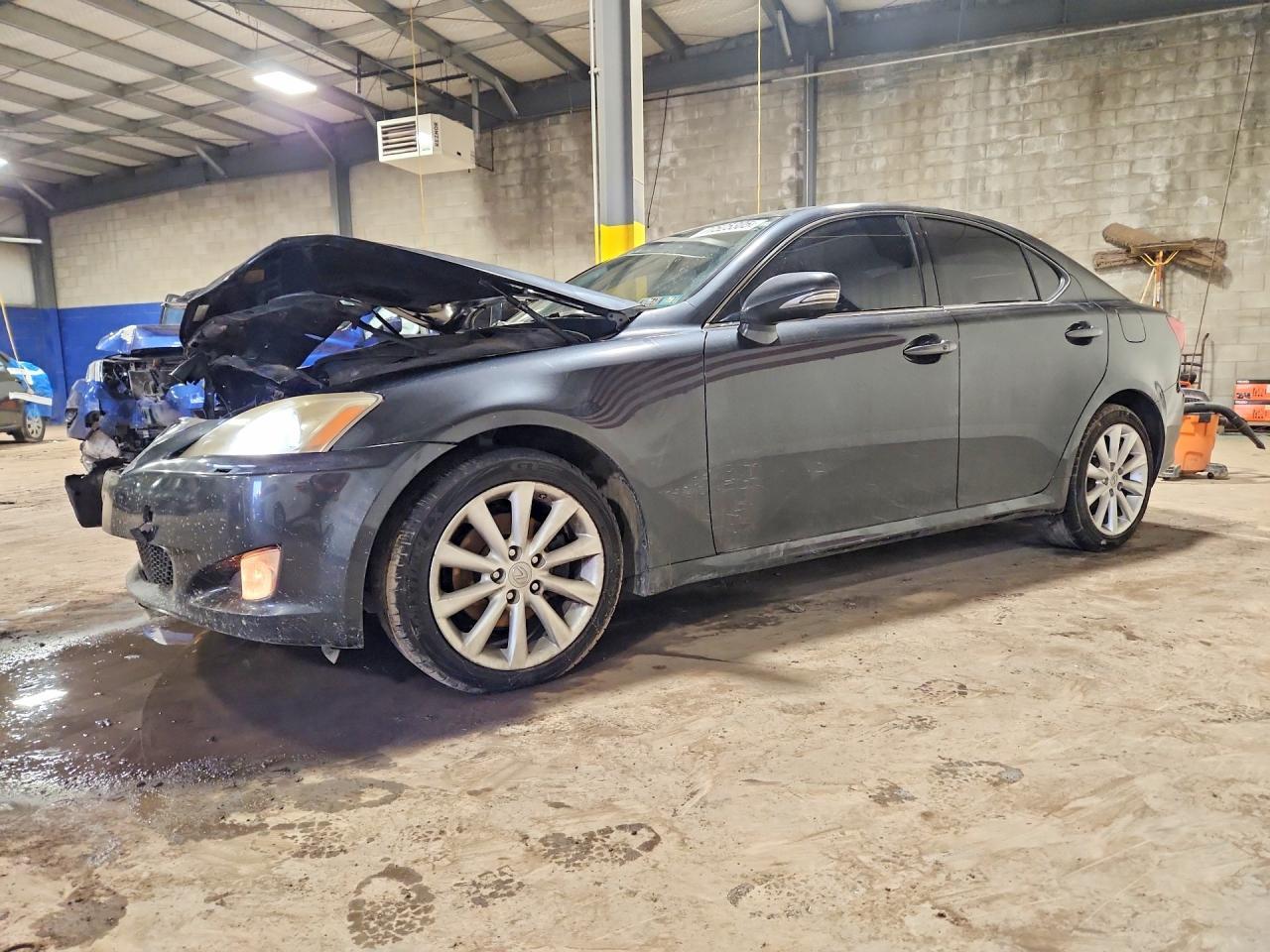 2009 LEXUS IS 250
