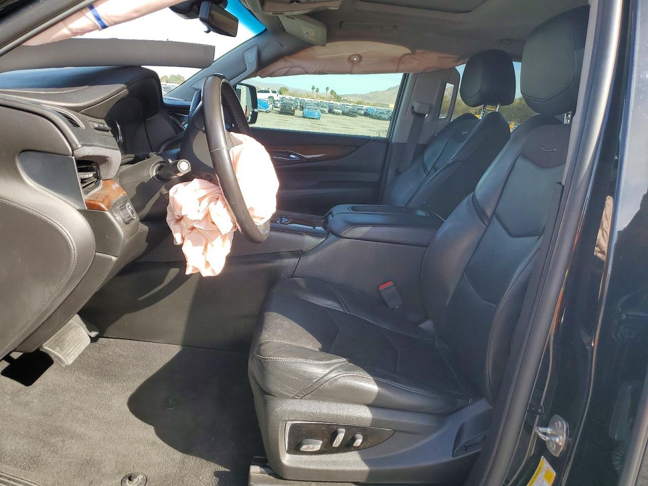 2019 CADILLAC Escalade ESV