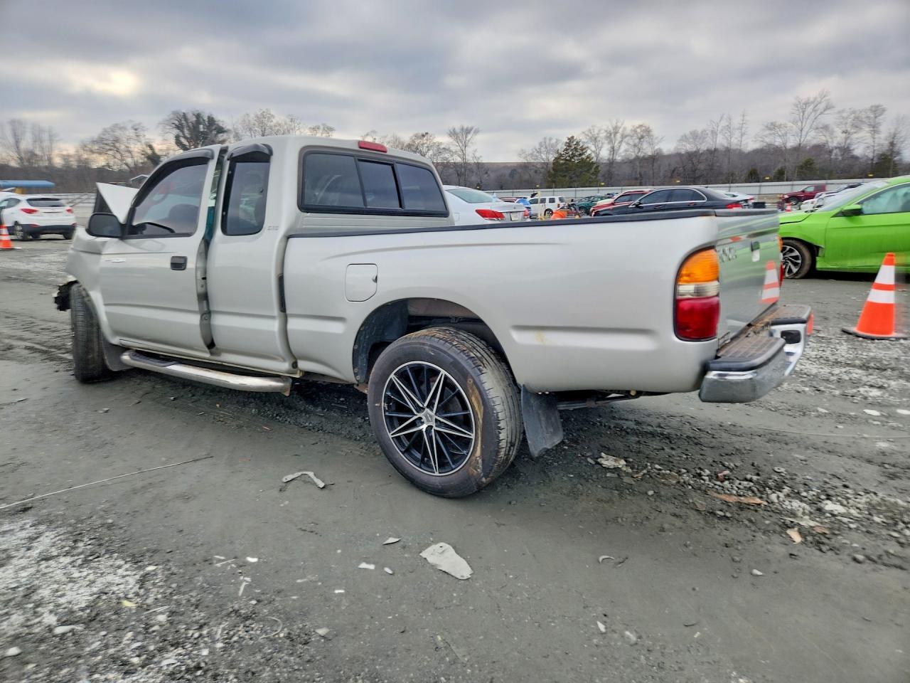 2004 TOYOTA TACOMA