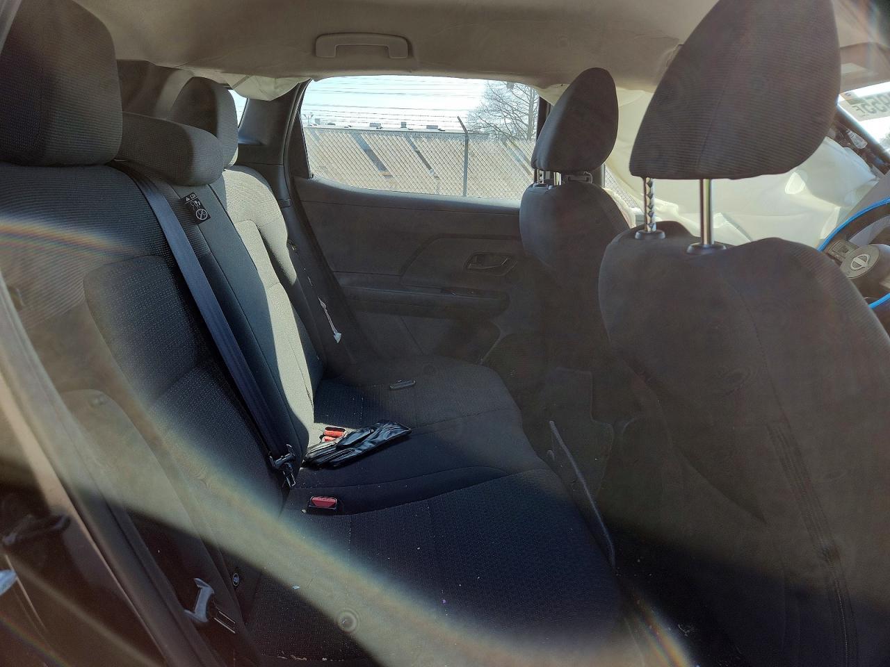 2025 NISSAN KICKS