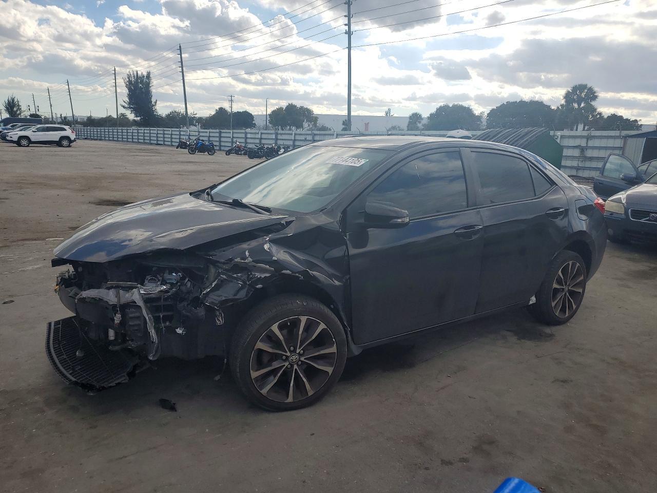 2017 TOYOTA COROLLA